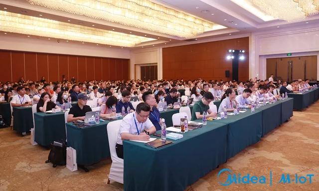 最强矩阵联合亮相世界级软硬结合产品